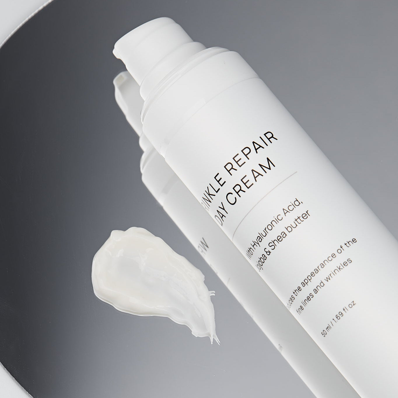 SNOA Wrinkle Repair Day Cream on a reflective surface